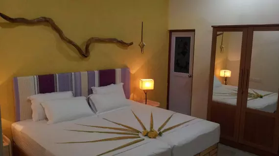 Dream Inn Sun Beach | Maldivler - Kaafu Atoll - Thulusdhoo Adası