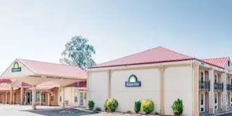 Days Inn Searcy