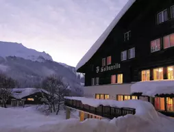 Youth Hostel Klosters | Maloja District - Graubuenden - Klosters-Serneus - Klosters Platz