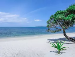 Trikora Beach Club & Resort | Riau Adaları - Bintan - Telukbakau - Gunung Kijang