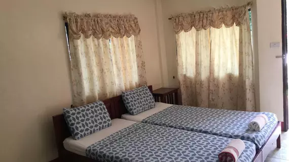 Cherrys @ Home Rooms for Rent | Bohol - Panglao