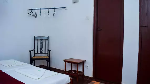 ZEN Rooms Mt Lavinia Beach | Colombo Bölgesi - Lavinia Dağı