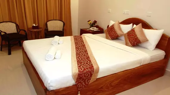 White Beach Hotel | Koh Kong - Sihanoukville (ve civarı) - Sihanoukville - Mittakpheap