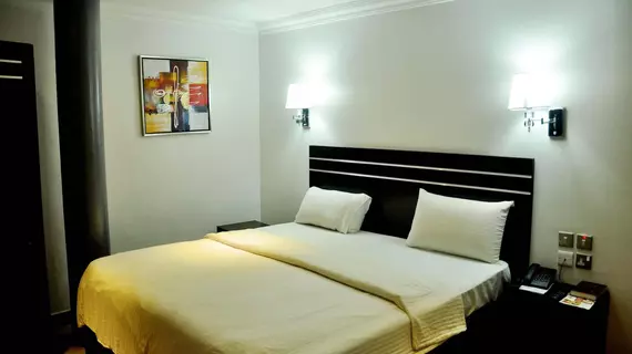 Reliance Royal Suites | Lagos (ve civarı) - Lagos - Onigbongbo - Ikeja