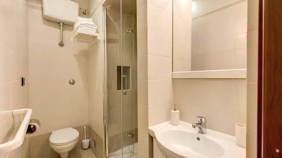 Artemis Guest House | Lazio - Roma (ve civarı) - Roma Kent Merkezi - Rione XVIII Castro Pretorio