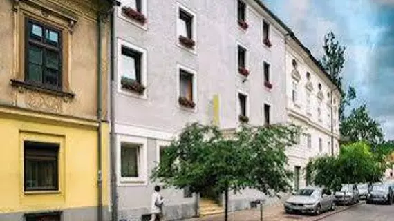 Hotel Pri Mraku | Ljubljana (ve civarı) - Ljubljana Kent Merkezi