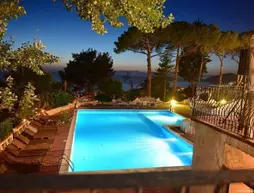 Hotel Garden Riviera | Campania - Salerno (il) - Castellabate - Santa Maria di Castellabate