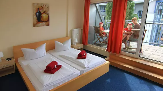 Hotel Comenius | Berlin (ve civarı) - Friedrichshain-Kreuzberg - Friedrichshain