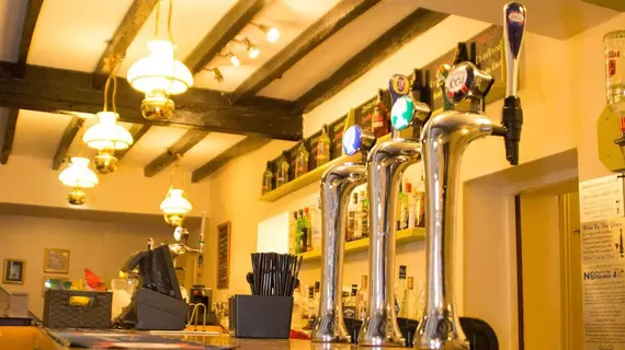 The Mulberry Inn | Galler - Denbighshire - Llangollen - Glyn Ceiriog