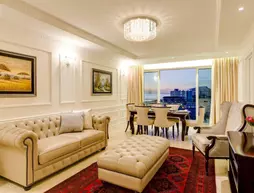 Versailles Luxury Apartments and Suites | Western Cape (il) - West Coast DC - Drakenstein - Cape Town (ve civarı) - Cape Town - Three Anchor Bay