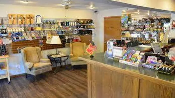 Fall Creek Inn & Suites | Missouri - Branson (ve civarı) - Branson