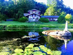 Lake Mocatek Inn | Pensilvanya - Paupack Township - Lakeville