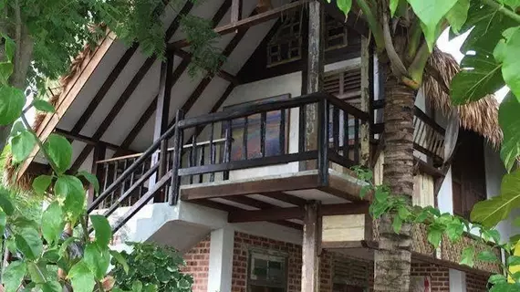 Panji Panji Tropical Wooden Home | Kedah - Langkawi