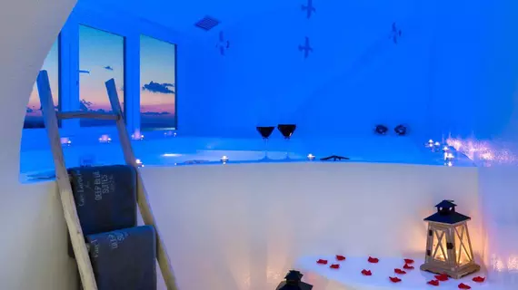 Fira Deep Blue Suite | Ege Adaları - Santorini