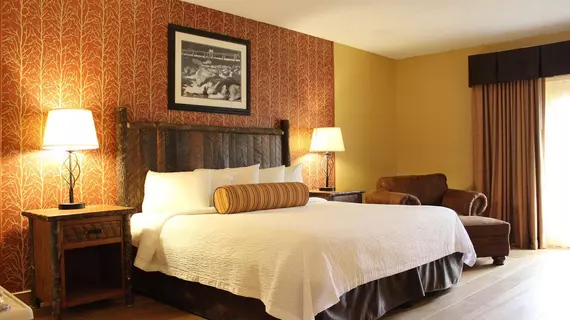 Old Creek Lodge | Tennessee - Gatlinburg - Pigeon Forge (ve civarı) - Gatlinburg