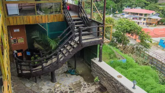 CABINAS VISTA AL GOLFO | Puntarenas (ili) - Monteverde