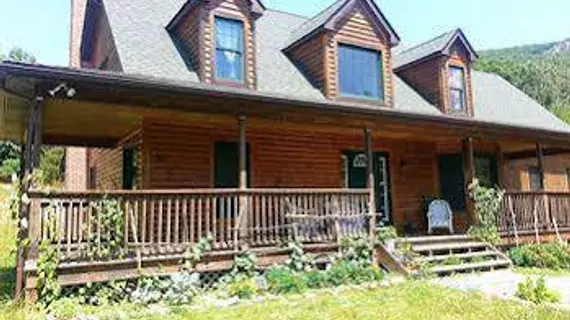 Lost Forest Bed and Breakfast | Batı Virginia - Mathias