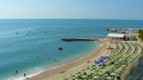 Camping Fontana delle Rose | Puglia - Foggia (il) - Mattinata