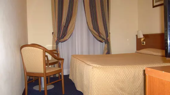 Hotel Stella | Lazio - Roma (ve civarı) - Roma Kent Merkezi - Rione XVIII Castro Pretorio