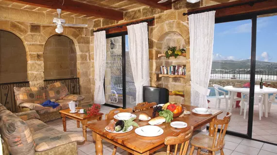 Bella Vista Farmhouses | Malta - Xaghra