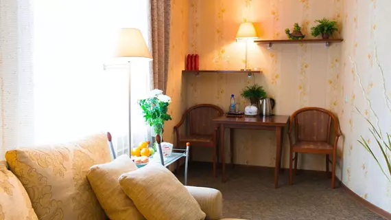 Suite Hotel | Sverdlovsk Federal Bölgesi - Yekaterinburg (ve civarı) - Yekaterinburg