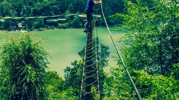 Zirahuen Forest and Resort | Michoacan - Salvador Escalante