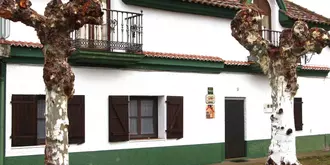 Apartamentos y Casas Victor