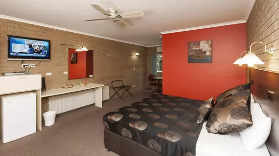 Hepburn Springs Motor Inn | Victoria - Daylesford (ve civarı) - Hepburn Springs