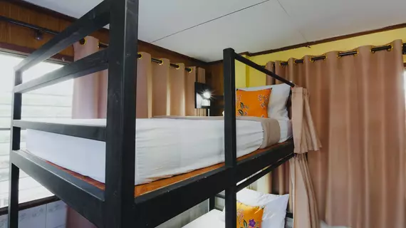 The Aree Hat Yai Hostel | Songkhla (vilayet) - Hat Yai (ve civarı) - Hat Yai - Hat Yai Merkezi