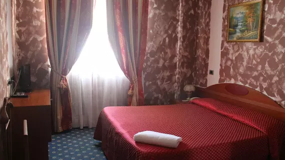 Hotel Cavour Resort | Piedmont - Turin (ve civarı) - Moncalieri