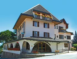 Hotel Alpino | Lombardy - Varese (il) - Cuasso Al Monte