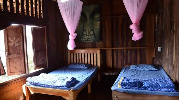 Up2U Guesthouse | Mae Hong Son İli - Pai