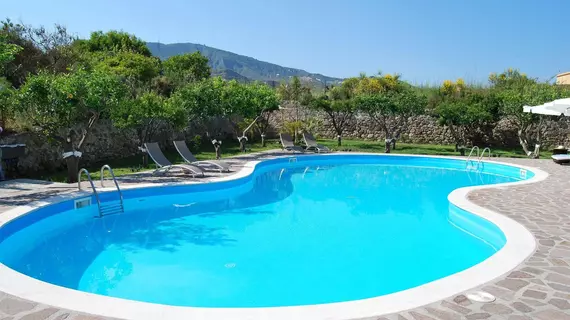 Villa Saraceno | Sicilya - Messina (vilayet) - Lipari