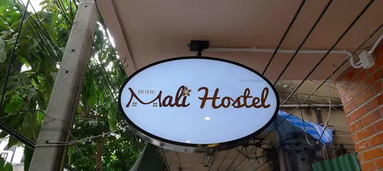 Home Mali Hostel | Bangkok - Ratchathewi - Pratunam