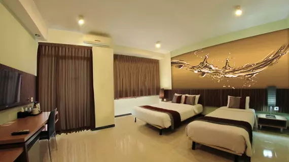 Simply Valore Hotel | West Java - Bandung (ve civarı) - Cimahi