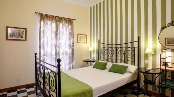 Málaga Lodge | Andalucia - Malaga İli - Malaga - Malaga Tarihi Merkezi - Centro