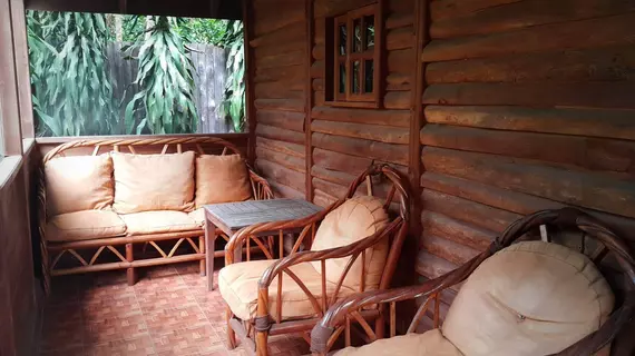 Cabanas La Teca | Guanacaste - Curubande