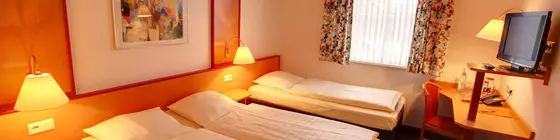 Hotel Montana Lauenau | Aşağı Saksonya - Lauenau