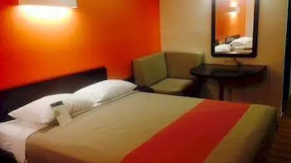 Motel 6 Innisfail AB | Alberta - Red Deer (ve civarı) - Innisfail