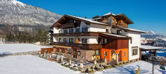 Hotel Restaurant Sonnhof | Tirol - Kitzbühel District - Kufstein (ve civarı) - Radfeld