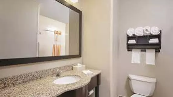 La Quinta Inn & Suites South Bend | Indiana - South Bend (ve civarı) - South Bend