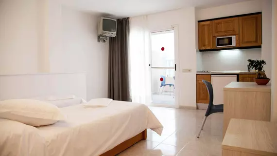 Panoramic Apartamentos | Balearic Adaları - İbiza Adası - Ibiza Kent Merkezi - Figueretas