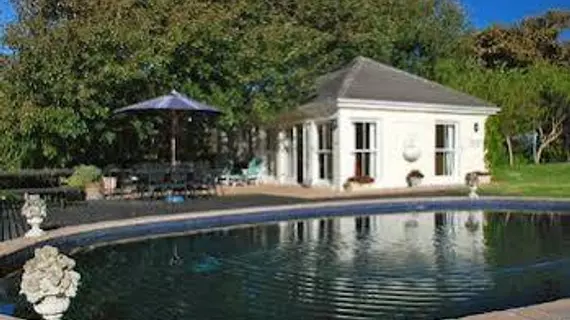 Majini Guest House | Western Cape (il) - West Coast DC - Drakenstein - Cape Town (ve civarı) - Cape Town