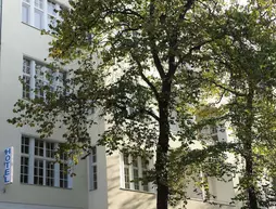 Hotel-Pension Bregenz | Berlin (ve civarı) - Charlottenburg-Wilmersdorf - Wilmersdorf