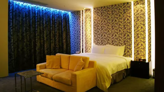 AllUr Boutique Motel TaiChung Branch | Taichung (ve civarı) - Taichung - Nantun Bölgesi