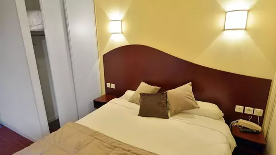 Hotel les Commercants | Auvergne-Rhone-Alpes - Puy-de-Dome (bölge) - Clermont-Ferrand