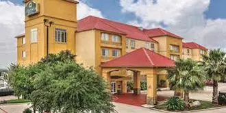 La Quinta Inn & Suites San Antonio North Stone Oak