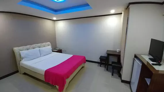 PJ Inn Hotel | Nueva Ecija - Angeles City (ve civarı) - Mabalacat Şehri - Pampanga Province - Balibago