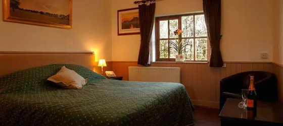 Blazing Donkey Country Hotel | Kent (kontluk) - Deal