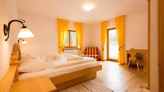 Hotel Weiher | Trentino-Alto Adige - Güney Tirol (il) - Pfalzen